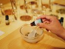 5種のブレンドオイルと天然香原料を掛け合わせて貴方たけのフレグランスバッグを創ります。