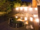 夜の心晶露天風呂