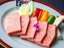 <雌橋会席 全9品>とろけるような食感と、芳醇な旨み。希少ブランド「神石牛」