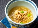 和の出汁とチーズの出会い。心までとろける、至福の蒸し物