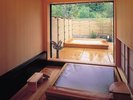 晴天(内湯,露天風呂)