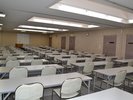 【会議室】1テーブル2名掛けの場合:2名×横3列×縦12列=72名様ご対応