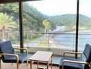 海と山が半々で見える景色です