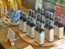 【売店】地元おすすめの商品を取り揃えております。