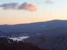 夜明け前の客室からの眺望です。(白樺湖、蓼科山を望む)