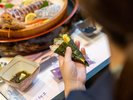 【浜焼き】桶盛りのお刺身を手巻き寿司に♪