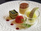 季節の果物とスイーツ