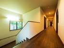 【本館】お部屋は2階にございます。※エレベーターはございませんのでご了承ください。