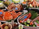 【活け松葉かに尽くし:2026冬】地物タグ付きの松葉ガニをご堪能ください。※写真は2人前です。