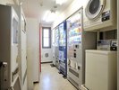 自販機コーナー(4階、7階にございます。)