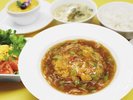 李白を代表する人気メニューがランチタイム限定でセットにてお楽しみいただけます。