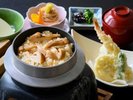【松茸釜飯】目の前で炊き上げる松茸釜飯に食欲がそそります♪