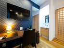 �yJapanese Modern�z�a���_���ŗ������������͋C�̃f�X�N�X�y�[�X�B