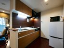 �yAsian Modern�z�A�W�A���e�C�X�g�ȗ������\�Ȏ��R�x�̍����L�b�`���B
