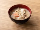 【朝食】朝食メニュー一例(豚汁)