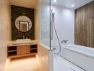 プレミアオーシャンビューB:バス、トイレ別