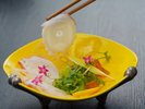夏の基本会席 生姜香る蛸と蓮根のサラダ