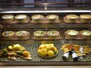 ショップ&カフェ サンドイッチ、スムージー等テイクアウトもできるカフェメニューをご用意しております。