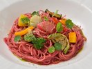 ヴィーガン/ビーツのパスタ 「Our Farm」産のビーツを使用 ファインダイニング