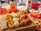 【お食事】朝食レストラン「シェフズレシピ」/パン・デザート ※メニューは日替わりです!