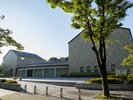 【小磯記念美術館】ホテルから徒歩5分。神戸で生まれ神戸で作画活動を続けた洋画家小磯良平の作品を所蔵