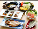 朝食