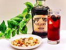 ラウンジでのカクテルタイムイメージ※現在はおつまみの販売を休止しております。