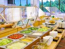 【朝食ビュッフェ】山々の眺望と田園の四季を楽しむ展望レストランで、至福の朝食ビュッフェを。