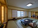 【平安亭ダイニング付和室51平米】12畳和室と4.5畳ダイニングを備えた、寛ぎのお部屋です。