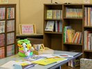 ロビーには漫画や絵本など大人からお子様までお楽しみいただける読書コーナーがございます