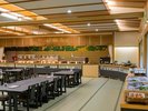 夕食会場:お座敷ダイニング「おけさ御殿」快適で幸福なお時間と場所をご提供いたします