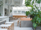 THE POOLSIDE�iGUEST LOUNGE�j