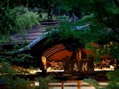 純木造伽藍建築 桃山風呂の庭園露天風呂
