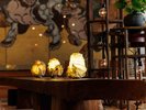 幻想的な和紙のアートランプが館内を彩ります
