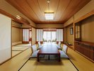 和室10畳+4畳|次の間と化粧室もついた、ゆとりある広さの和室