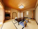 和室10畳+7畳|広々過ごせる二間続きのお部屋