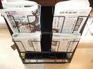 ロビーにて無料で見ていただける新聞もご用意しております。