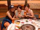 大人気!プールサイドでBBQ!盛り上がること間違いなし★