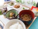 ★自慢の朝食★焼き立てパンビュッフェ!!もちろん和食もあります!絶品メニューがせいぞろい!(^^)!