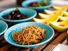 選ぶ楽しみと味わう喜び。朝からご飯が進むおかずを取り揃えました。