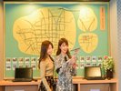 1階ロビー京都市内MAP前、今日は何処へ出かけましょう