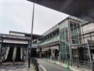 エスカレーターとエレベーターがございますので大きなお手荷物があっても安心です