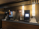 【サービス】3階ドリンクコーナー「月のしずく」ではアルコールやソフトドリンクをご用意。