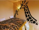 キリン好きにはたまらない♪動物の人気者上位に君臨!キリンルームが誕生♪