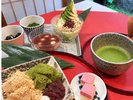 【無料】アフタヌーンサービス:わらび餅やあんみつなどの和スイーツをご用意♪