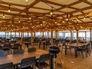 【シーサイドテラス(BBQエリア)】広々とお楽しみいただけます!