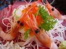 函館朝市の新鮮な海鮮丼を楽しみましょう♪