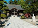 湯倉神社の境内下には「函館湯の川温泉発祥の地碑」があります。