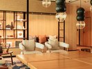 ラウンジ:ゆったりとお寛ぎいただけるロビーラウンジ。