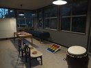 冬に行った「竹灯りと屋台祭り」の射的・輪投げの画像。夏休みにお子様向けプレイルームを開放します。